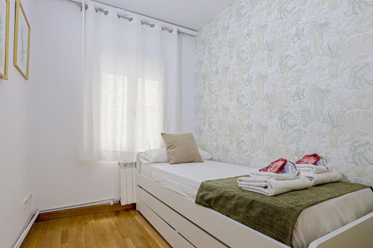 Alcam Gold Apartment Барселона Екстериор снимка
